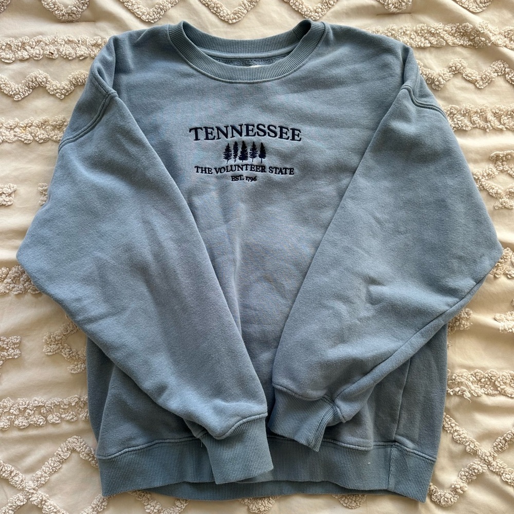 Tennessee Crewneck Sweater in Light Blue